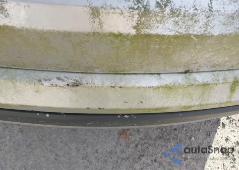 2015 Hyundai Santa Fe Sport 2.0L Turbo z USA, uszkodzony, nr VIN 5XYZUDLA8FG300119